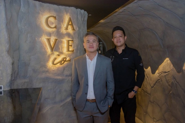 CAVE IO : สัมผัสความมหัศจรรย์อาหารแห่งโลกจินตนาการ